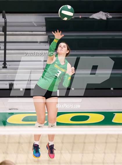 Thumbnail 1 in Caverna @ Green County photogallery.