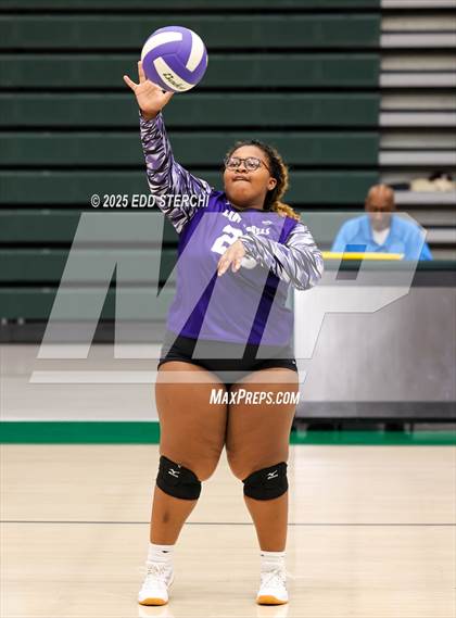 Thumbnail 1 in Caverna @ Green County photogallery.