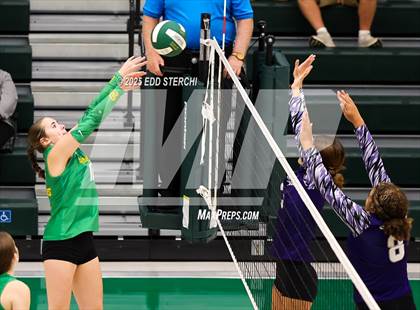 Thumbnail 2 in Caverna @ Green County photogallery.