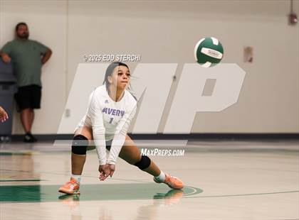 Thumbnail 1 in Caverna @ Green County photogallery.