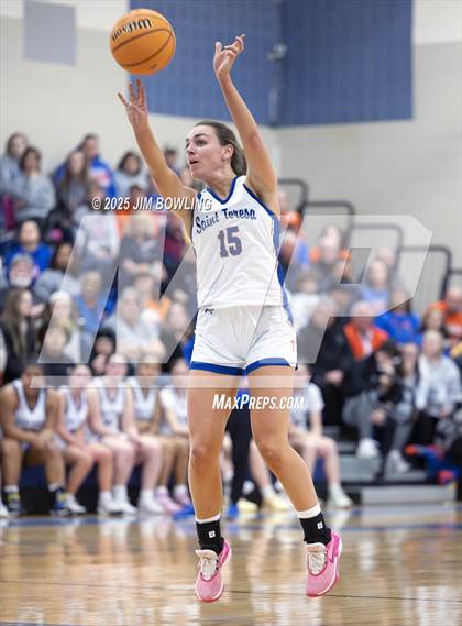 Thumbnail 2 in Cissna Park vs. St. Teresa (IHSA 1A Super-Sectional) photogallery.