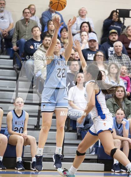Thumbnail 2 in Cissna Park vs. St. Teresa (IHSA 1A Super-Sectional) photogallery.