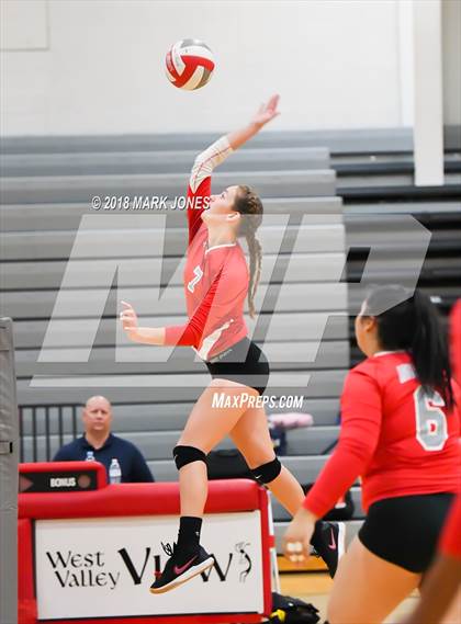 Thumbnail 1 in Willow Canyon @ Agua Fria photogallery.