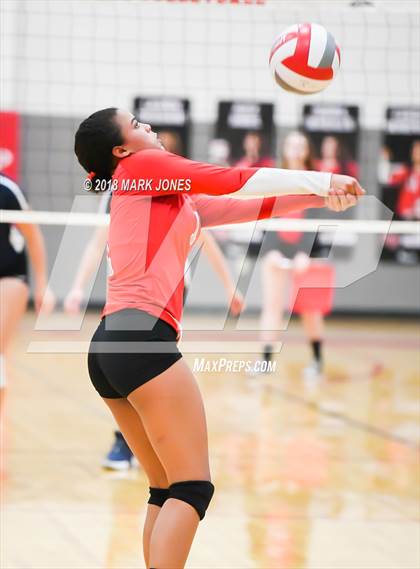 Thumbnail 3 in Willow Canyon @ Agua Fria photogallery.