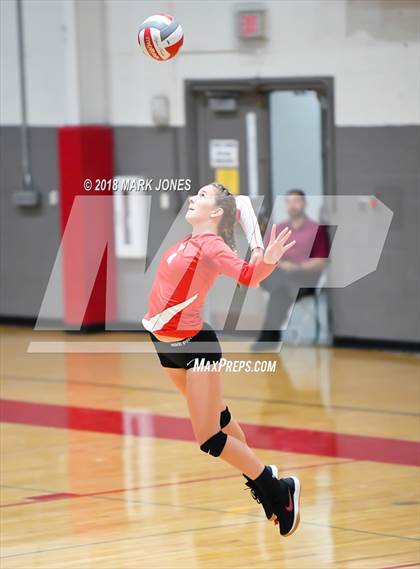 Thumbnail 3 in Willow Canyon @ Agua Fria photogallery.
