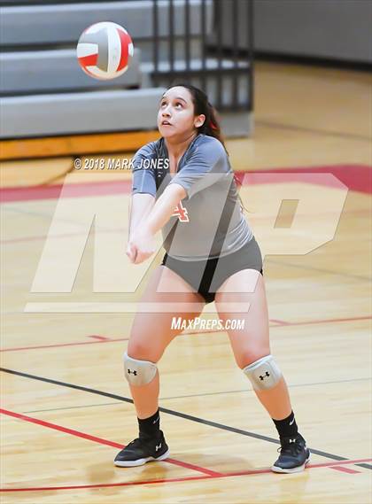 Thumbnail 3 in Willow Canyon @ Agua Fria photogallery.