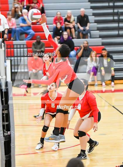 Thumbnail 3 in Willow Canyon @ Agua Fria photogallery.