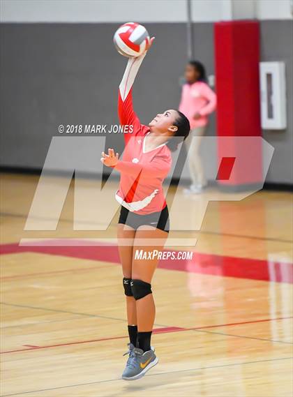 Thumbnail 3 in Willow Canyon @ Agua Fria photogallery.