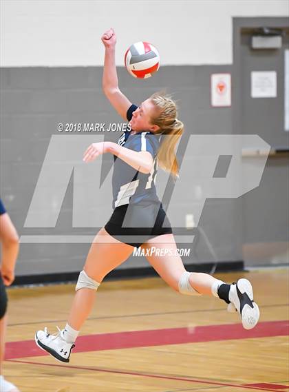 Thumbnail 3 in Willow Canyon @ Agua Fria photogallery.