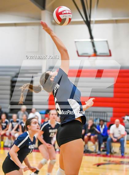 Thumbnail 3 in Willow Canyon @ Agua Fria photogallery.