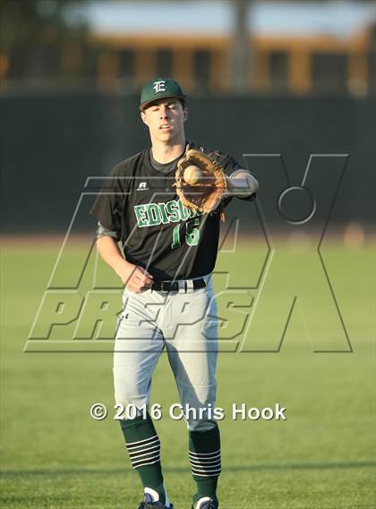 Thumbnail 2 in Edison vs. Cesar Chavez (Lancer Baseball Classic) photogallery.
