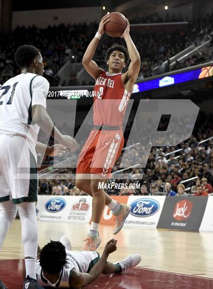 Thumbnail 2 in Mater Dei vs. Chino Hills (CIF-SS Open Semi-Final) photogallery.