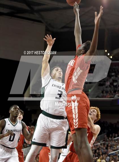 Thumbnail 3 in Mater Dei vs. Chino Hills (CIF-SS Open Semi-Final) photogallery.