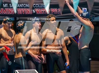 Thumbnail 2 in CIF-SS Division 3 Finals photogallery.