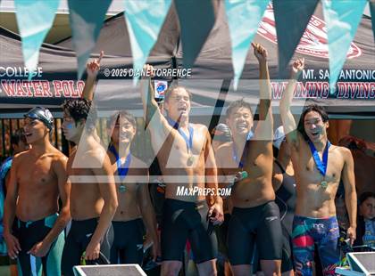 Thumbnail 1 in CIF-SS Division 3 Finals photogallery.