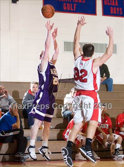 Thumbnail 3 in Warwick @ Goshen Central photogallery.