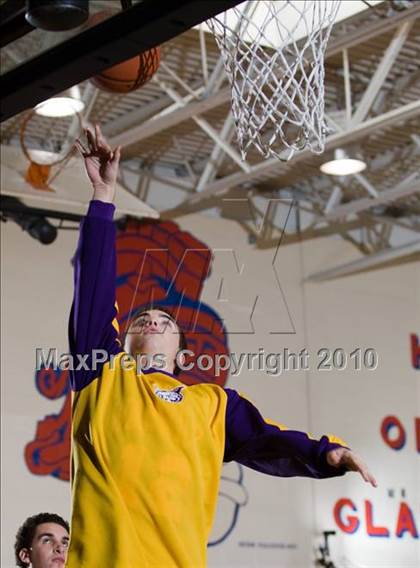Thumbnail 3 in Warwick @ Goshen Central photogallery.