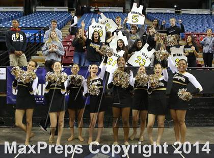 Thumbnail 2 in Bishop Montgomery vs. Moreau Catholic (CIF State D2 Final) photogallery.
