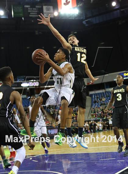 Thumbnail 2 in Bishop Montgomery vs. Moreau Catholic (CIF State D2 Final) photogallery.