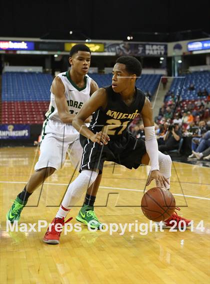 Thumbnail 1 in Bishop Montgomery vs. Moreau Catholic (CIF State D2 Final) photogallery.