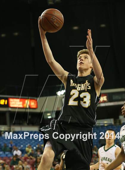 Thumbnail 3 in Bishop Montgomery vs. Moreau Catholic (CIF State D2 Final) photogallery.