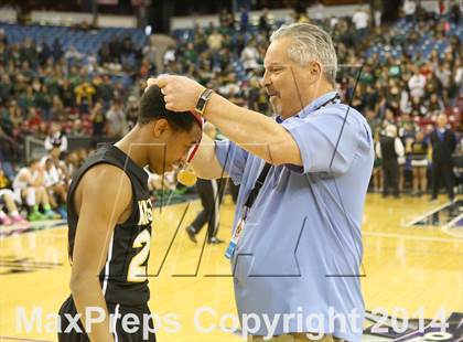 Thumbnail 1 in Bishop Montgomery vs. Moreau Catholic (CIF State D2 Final) photogallery.