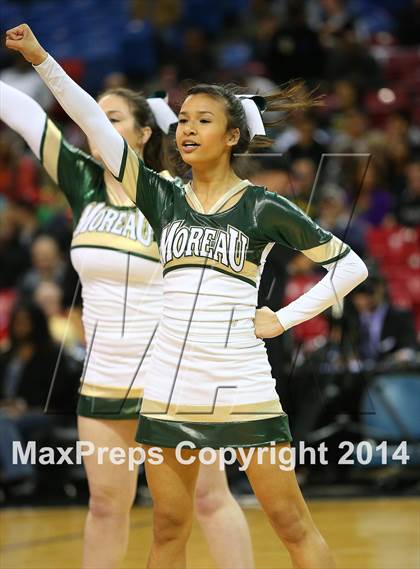 Thumbnail 3 in Bishop Montgomery vs. Moreau Catholic (CIF State D2 Final) photogallery.