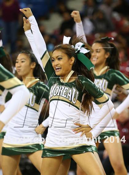 Thumbnail 3 in Bishop Montgomery vs. Moreau Catholic (CIF State D2 Final) photogallery.