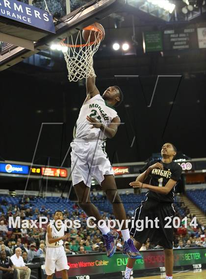 Thumbnail 2 in Bishop Montgomery vs. Moreau Catholic (CIF State D2 Final) photogallery.