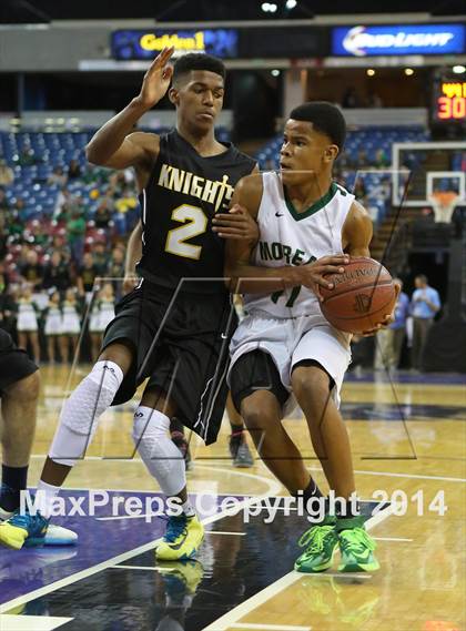 Thumbnail 3 in Bishop Montgomery vs. Moreau Catholic (CIF State D2 Final) photogallery.