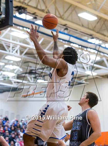 Thumbnail 2 in Middletown vs. Valley Central (Section 9 Class AA Final) photogallery.