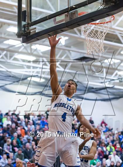 Thumbnail 3 in Middletown vs. Valley Central (Section 9 Class AA Final) photogallery.