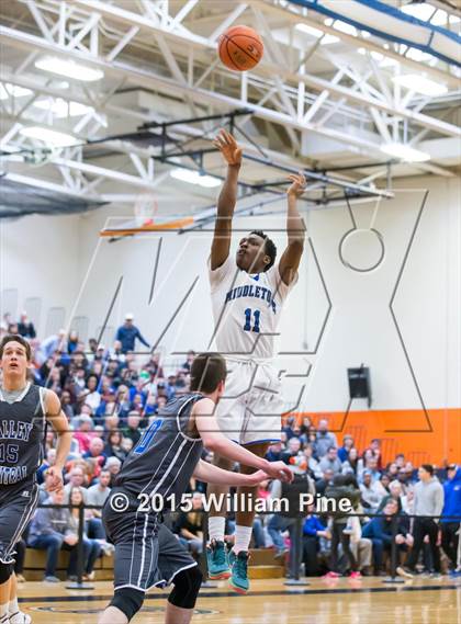 Thumbnail 1 in Middletown vs. Valley Central (Section 9 Class AA Final) photogallery.