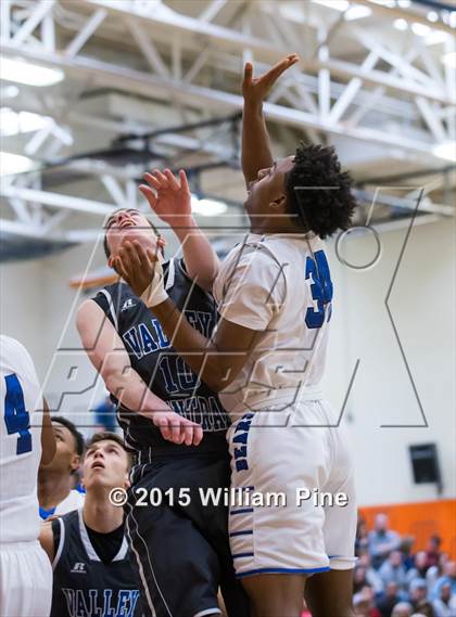 Thumbnail 1 in Middletown vs. Valley Central (Section 9 Class AA Final) photogallery.