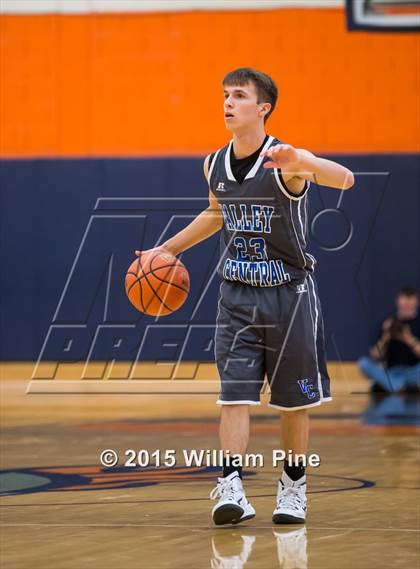 Thumbnail 3 in Middletown vs. Valley Central (Section 9 Class AA Final) photogallery.