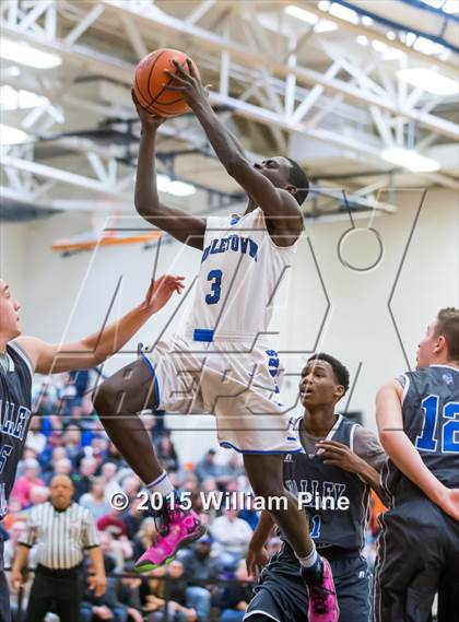 Thumbnail 3 in Middletown vs. Valley Central (Section 9 Class AA Final) photogallery.