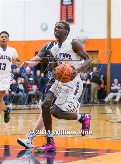Thumbnail 2 in Middletown vs. Valley Central (Section 9 Class AA Final) photogallery.