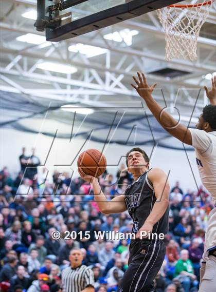 Thumbnail 3 in Middletown vs. Valley Central (Section 9 Class AA Final) photogallery.