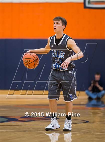 Thumbnail 1 in Middletown vs. Valley Central (Section 9 Class AA Final) photogallery.