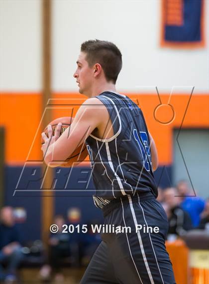Thumbnail 2 in Middletown vs. Valley Central (Section 9 Class AA Final) photogallery.