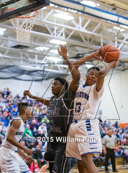 Thumbnail 2 in Middletown vs. Valley Central (Section 9 Class AA Final) photogallery.