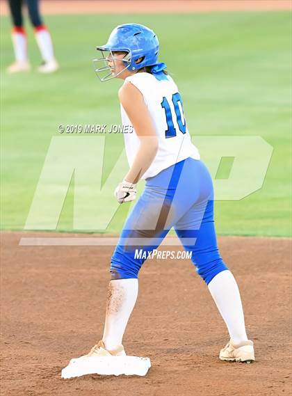 Thumbnail 2 in Benson vs. Camp Verde (AIA 2A Final)  photogallery.