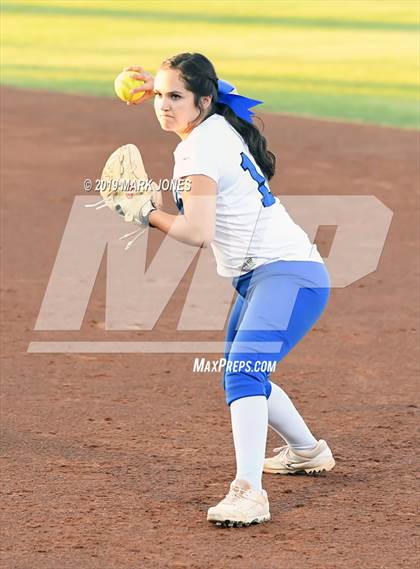Thumbnail 2 in Benson vs. Camp Verde (AIA 2A Final)  photogallery.