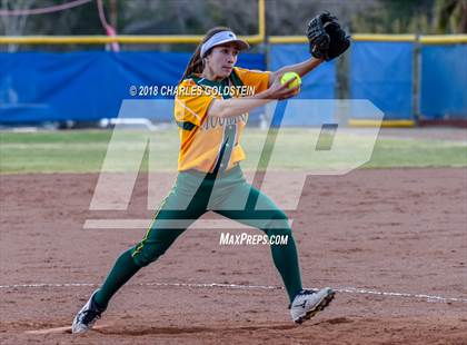 Thumbnail 1 in Moorpark @ Agoura photogallery.