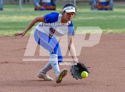 Thumbnail 2 in Moorpark @ Agoura photogallery.