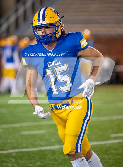 Thumbnail 2 in Howell vs. Fort Osage (MSHSAA Class 5 Final) photogallery.