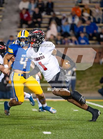 Thumbnail 2 in Howell vs. Fort Osage (MSHSAA Class 5 Final) photogallery.