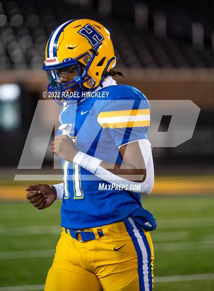Thumbnail 3 in Howell vs. Fort Osage (MSHSAA Class 5 Final) photogallery.