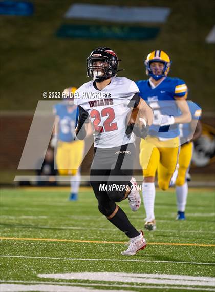 Thumbnail 3 in Howell vs. Fort Osage (MSHSAA Class 5 Final) photogallery.