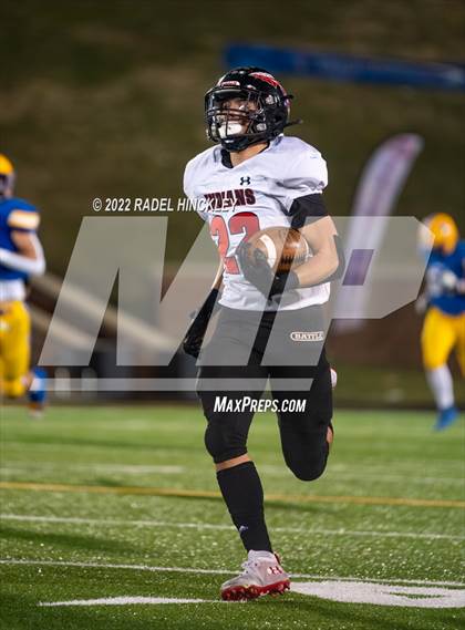 Thumbnail 2 in Howell vs. Fort Osage (MSHSAA Class 5 Final) photogallery.
